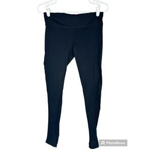Fabletics Mesh Siding Hi Rise Black Crop Capri Hidden Pocket Leggings Size Small